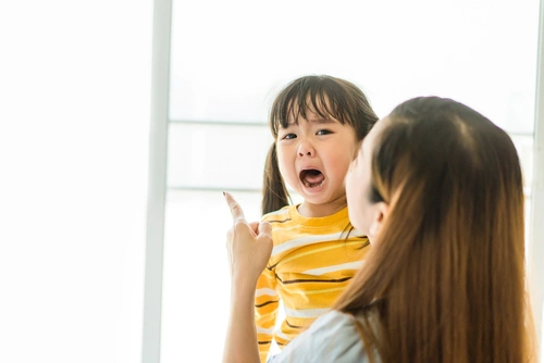 Menghadapi Anak yang Tantrum dengan Cara Sederhana Ini